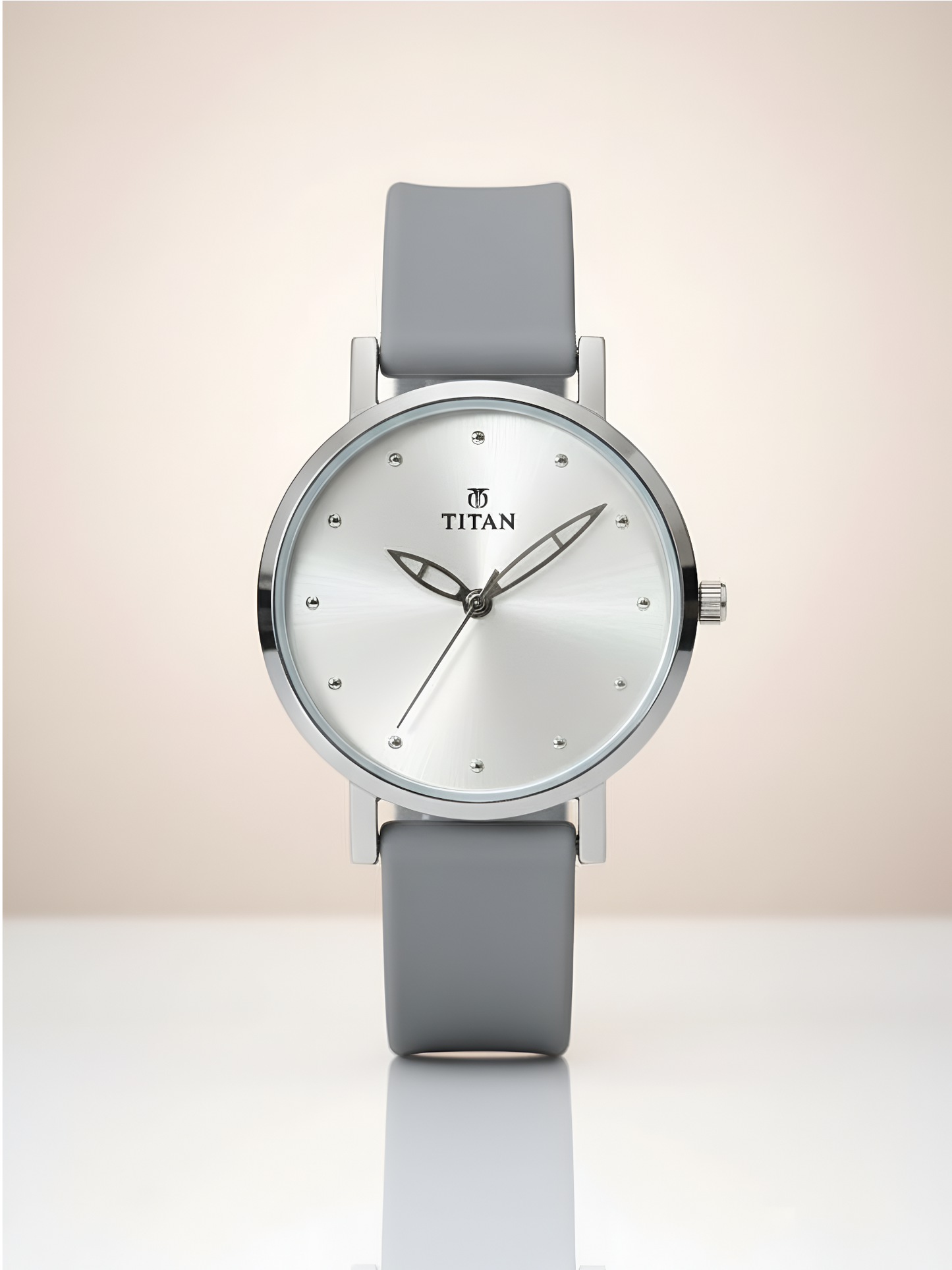 Titan Men's Classic Watch: Gradient Dial & Sleek Markings with Leather Strap